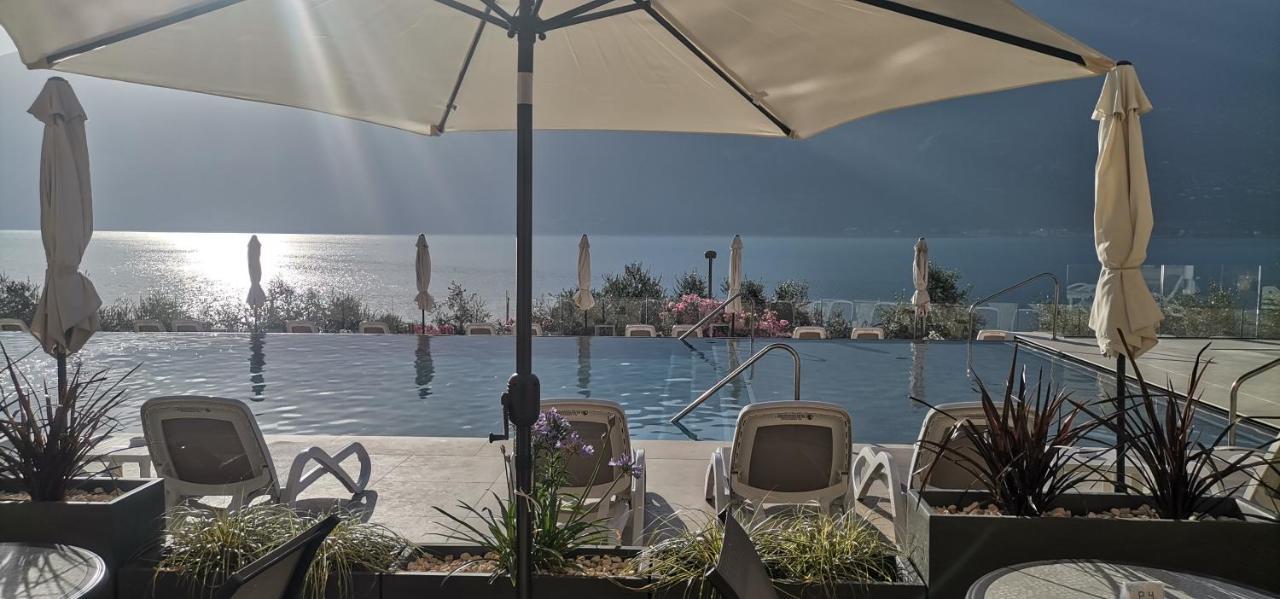 Hotel Mercedes Limone sul Garda Exterior foto