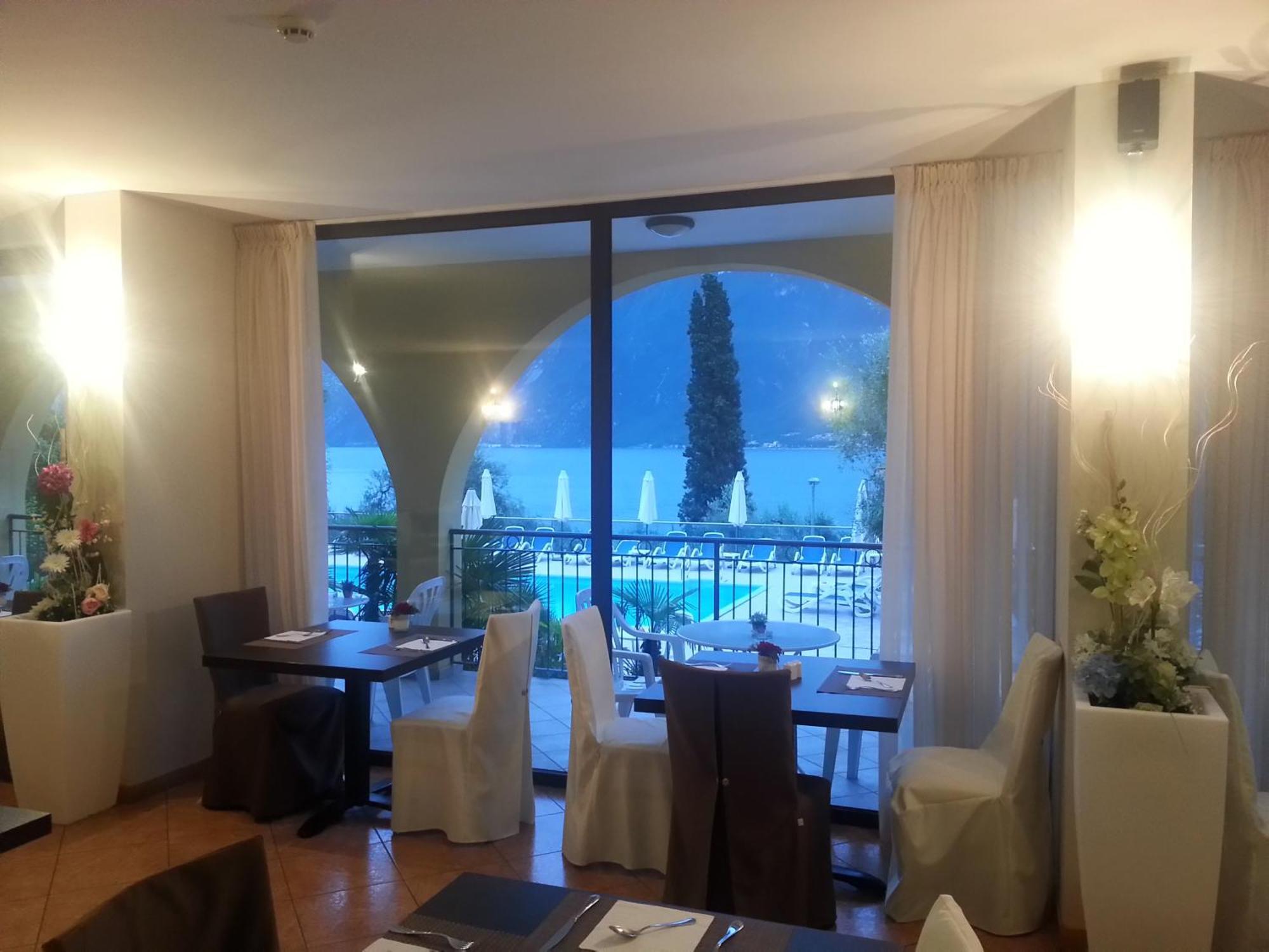 Hotel Mercedes Limone sul Garda Exterior foto