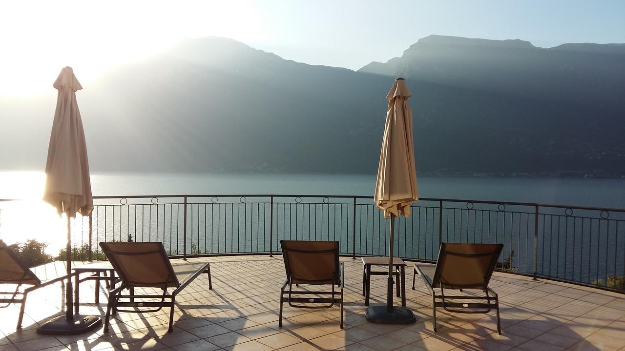 Hotel Mercedes Limone sul Garda Exterior foto